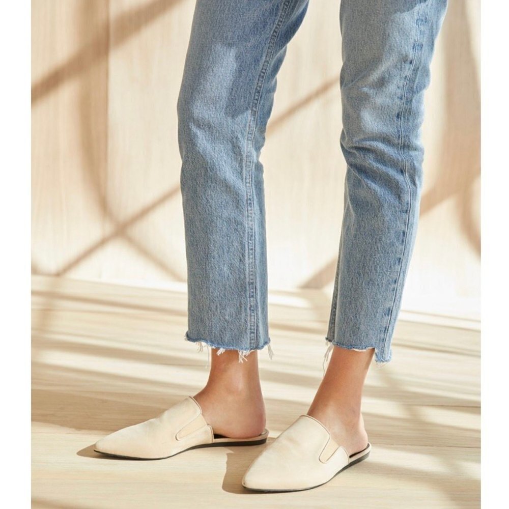 JENNI KAYNE Oiled Leather Mule Pointed Toe Slip On Sandal Cream Natural 36 US 6